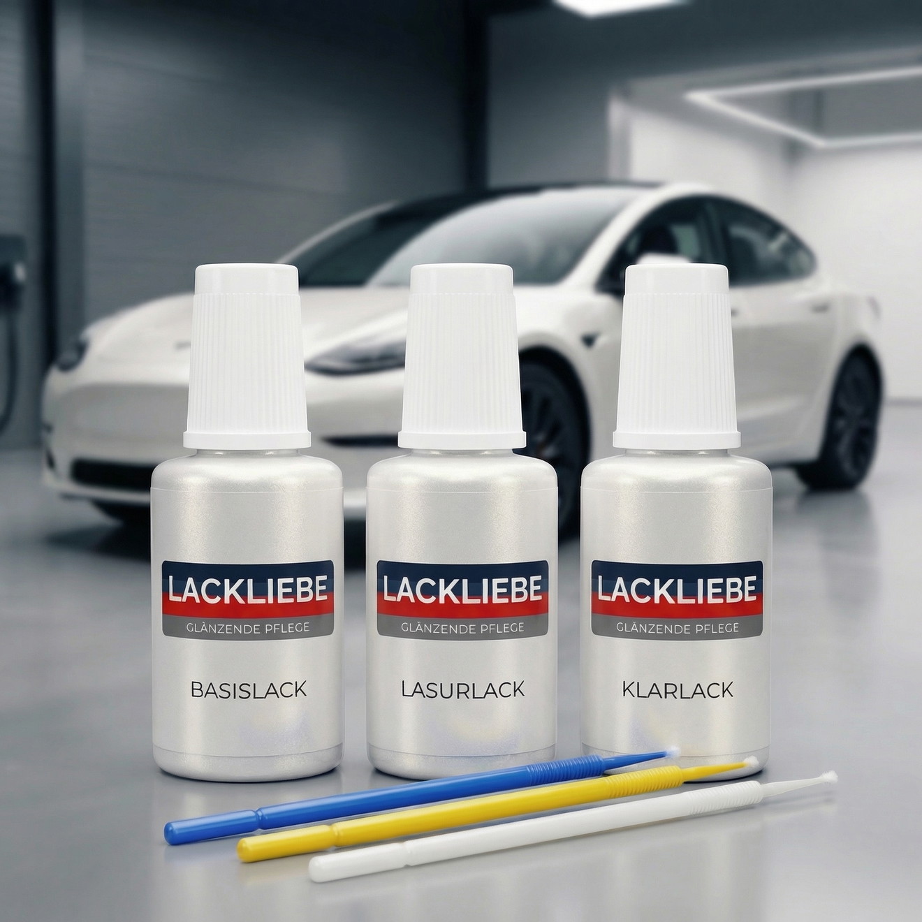 Tesla Model Y PPSW Pearl White lakstift set - 3 dopflessen