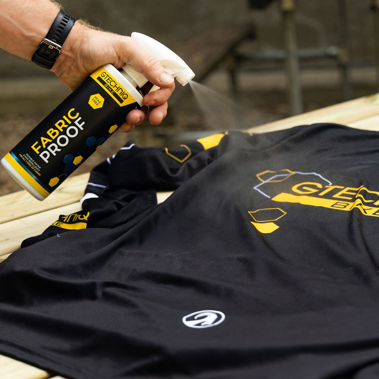Gtechniq Bike Fabric Proof Kleidungsversiegelung 250ml